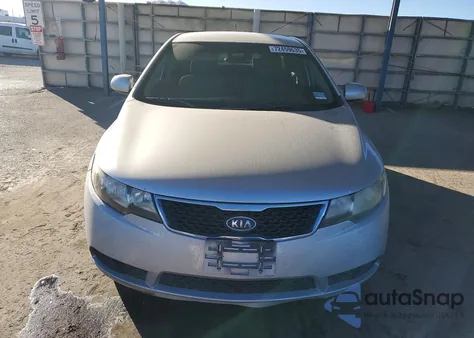 2013 Kia Forte Lx z USA, uszkodzony, nr VIN KNAFT4A28D5737025